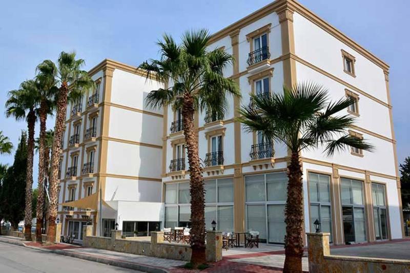 Park Palace Hotel Girne Buitenkant foto